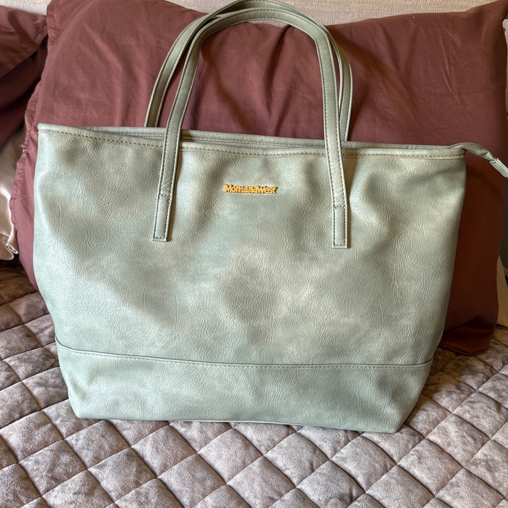 Montana West Vegan leather Sage bag. 
Excellent condition!